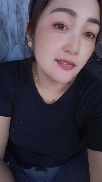 @🐼