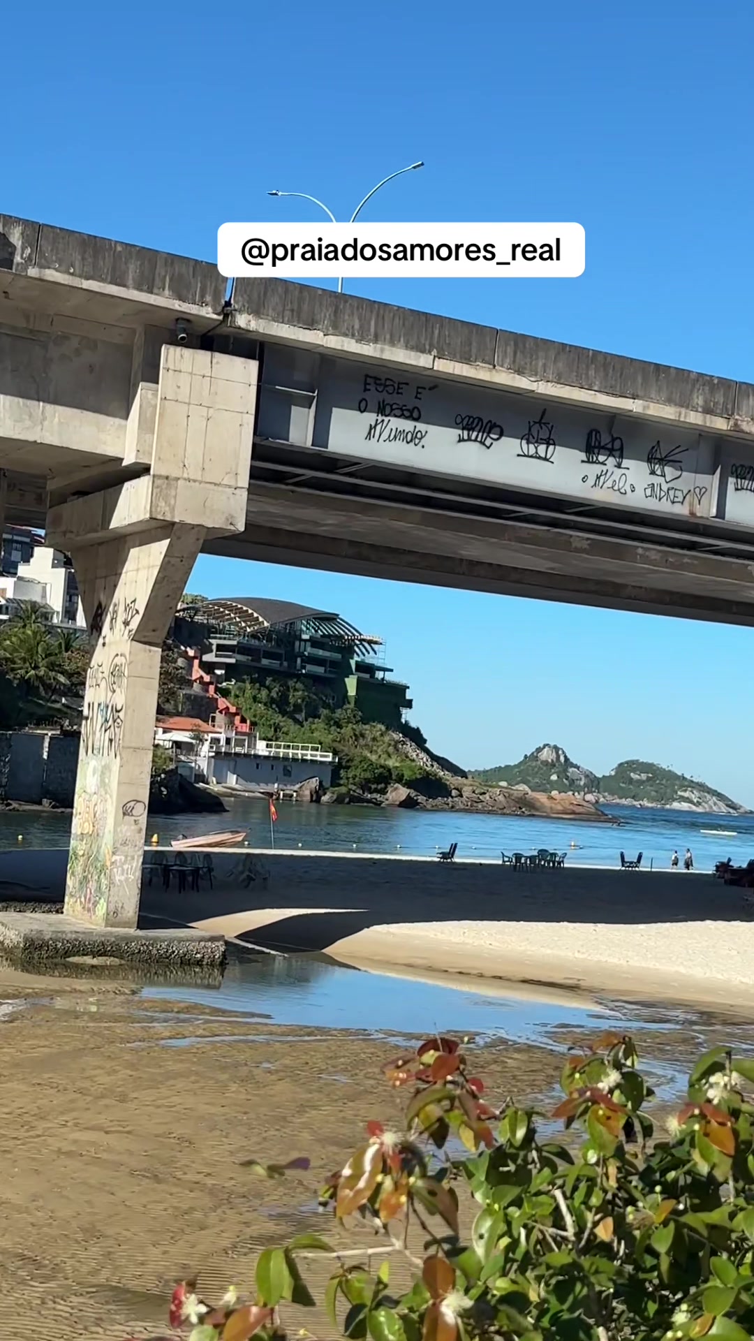 @Praia dos Amores Real
