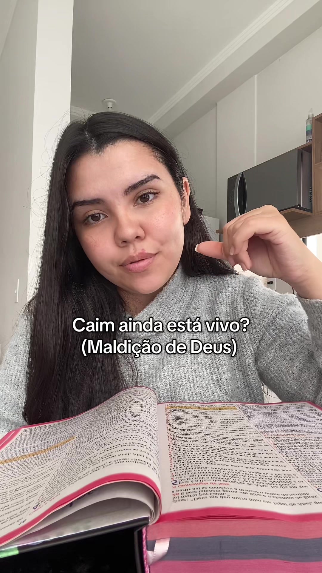 @taina_schmidt_