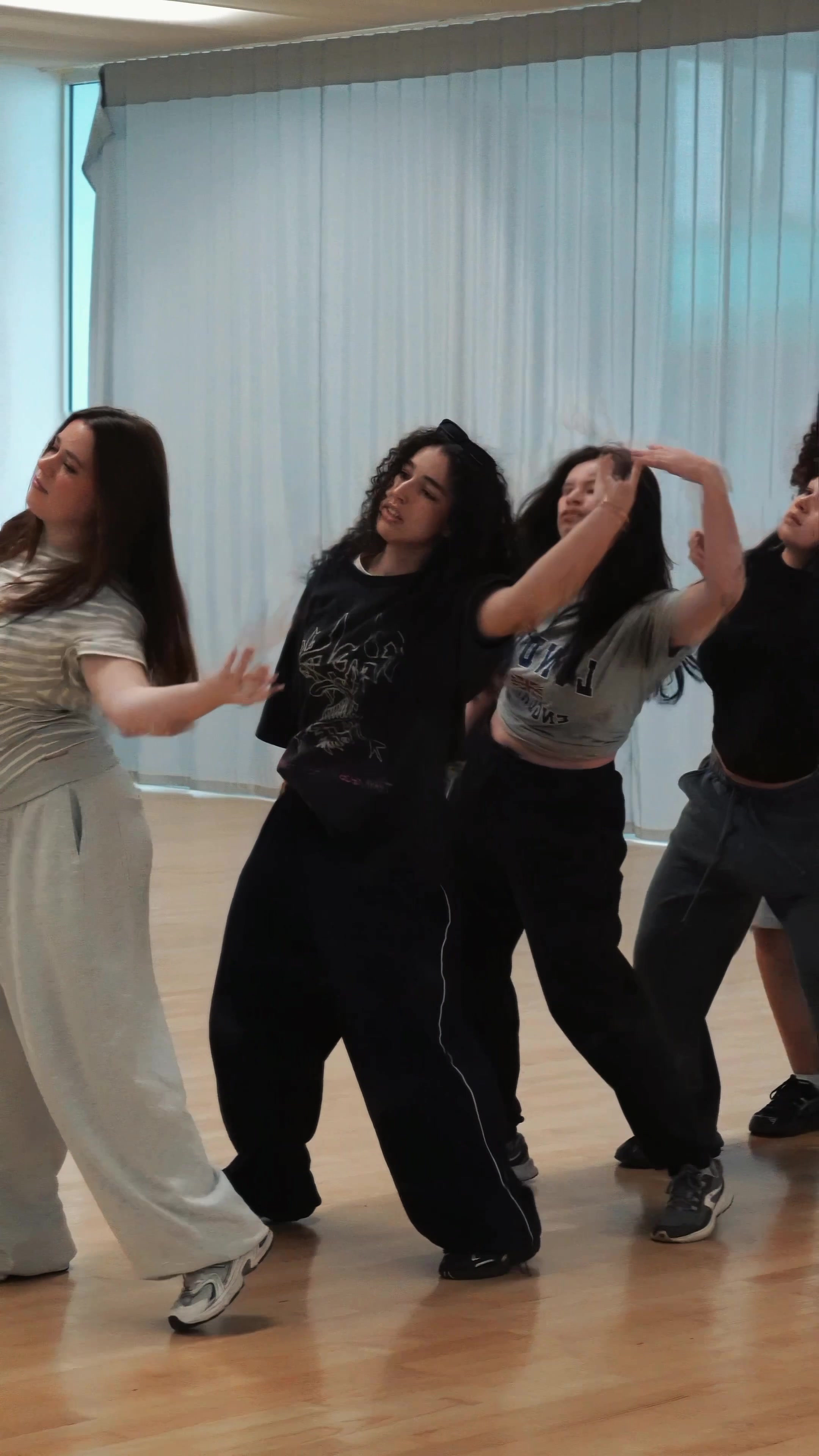 @NOVAKILL DANCE STUDIO
