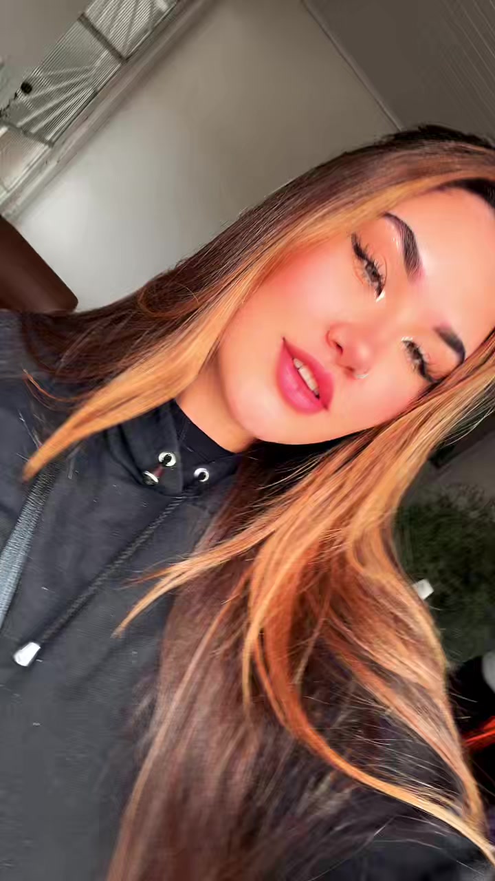 @Lorena flames🔥
