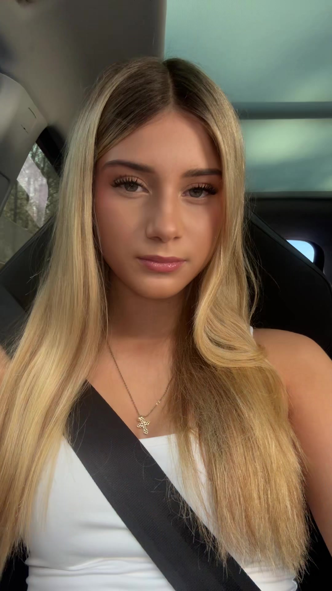 @𝗇𝖾𝗅𝗅𝖾 ✞