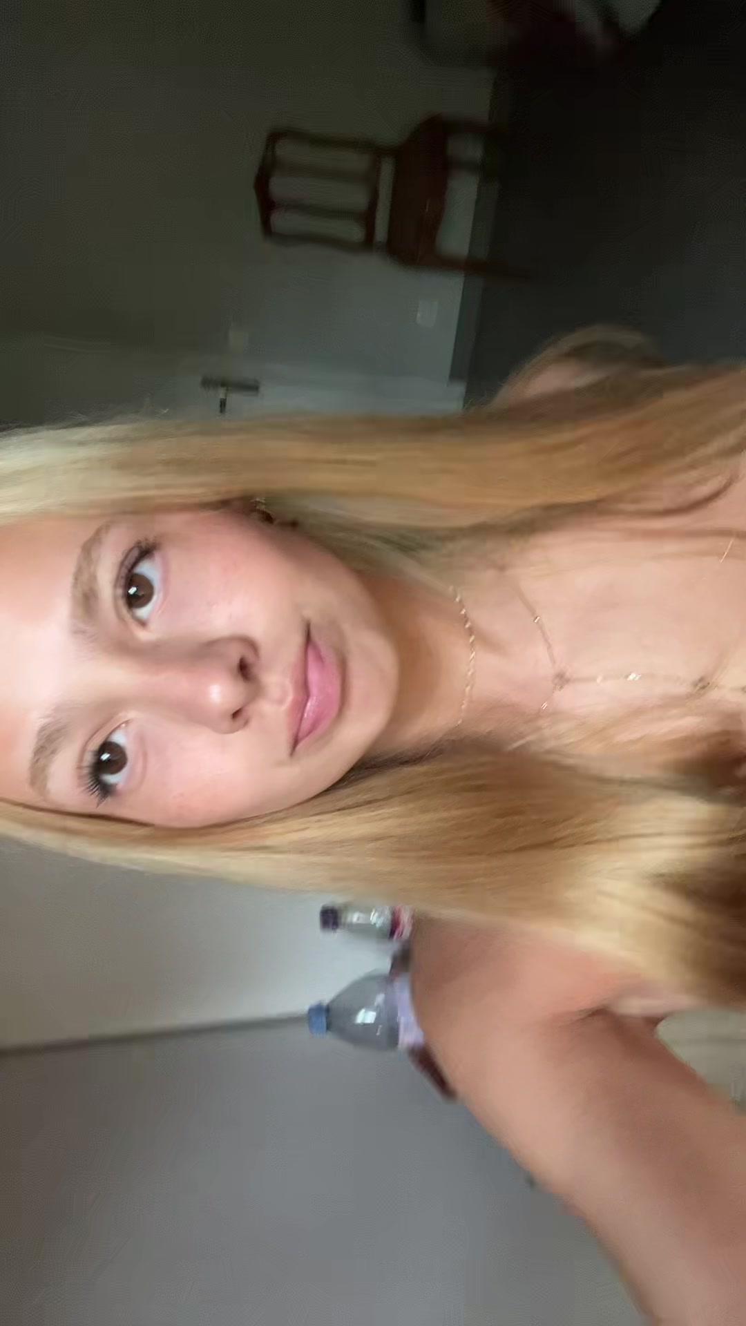 @𝐿𝑒𝓃𝒶