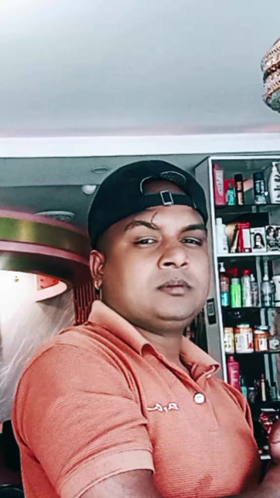 @🤫Vikash Thakur🤫