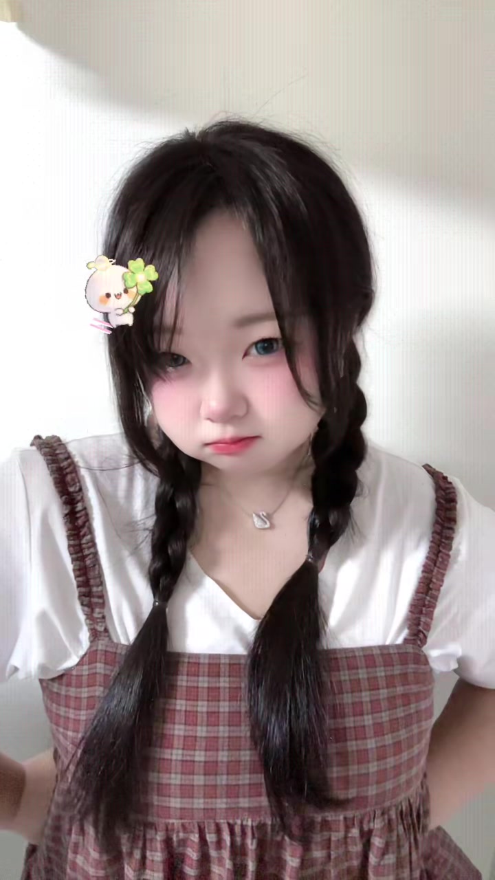 @🦋Chelsea🫧🛼