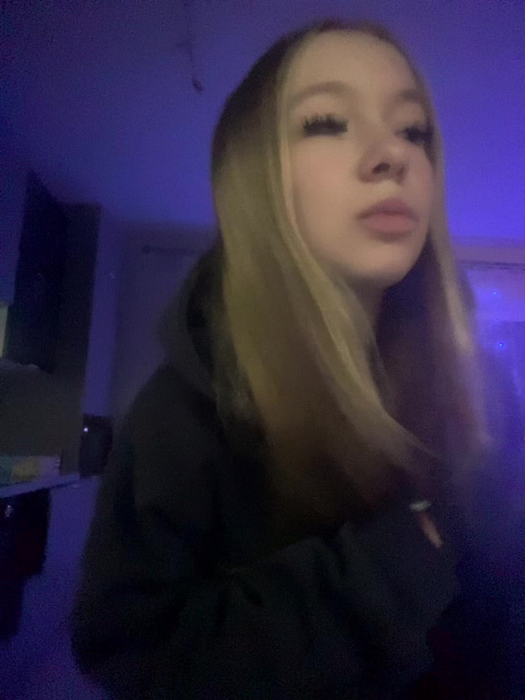 @pis🖤
