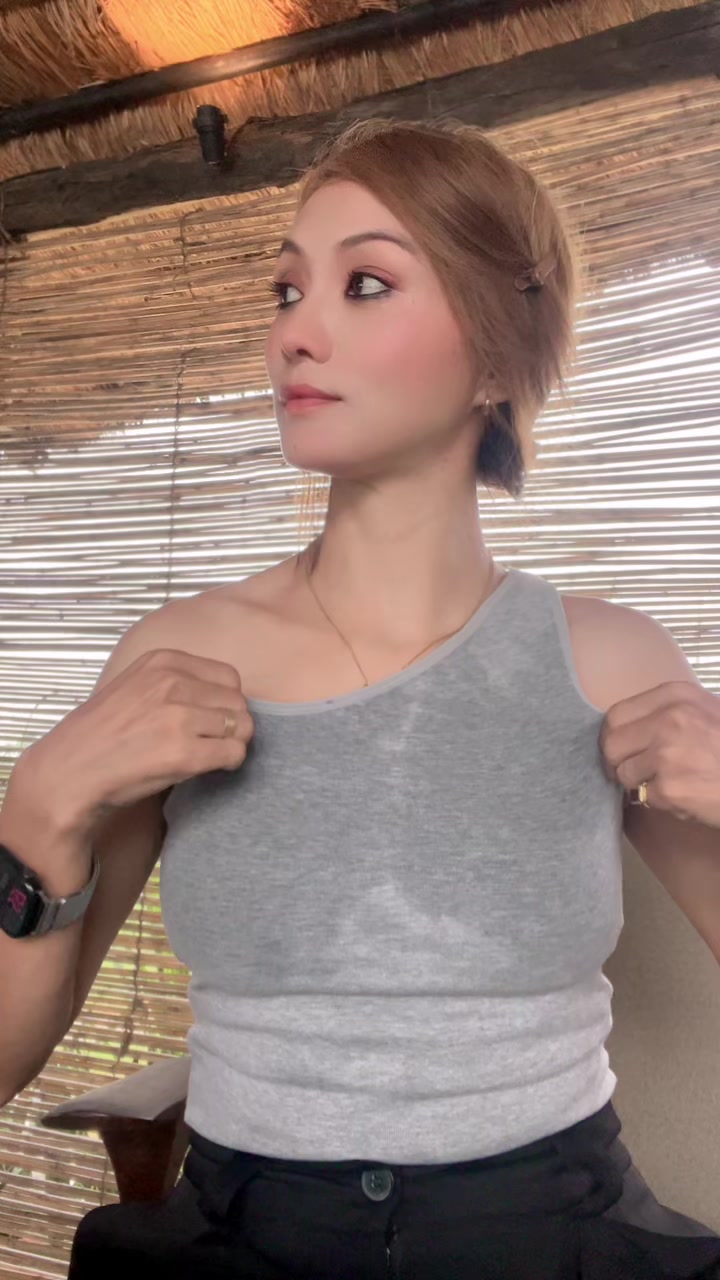@sharon नन्दनि गुरुङ💝