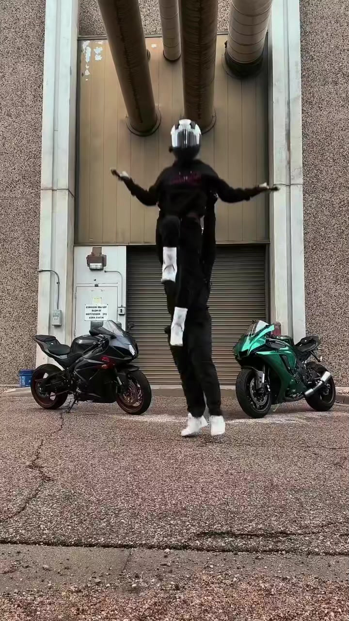 @🤳🏼فييــــــــصااااااااال🏍️)
