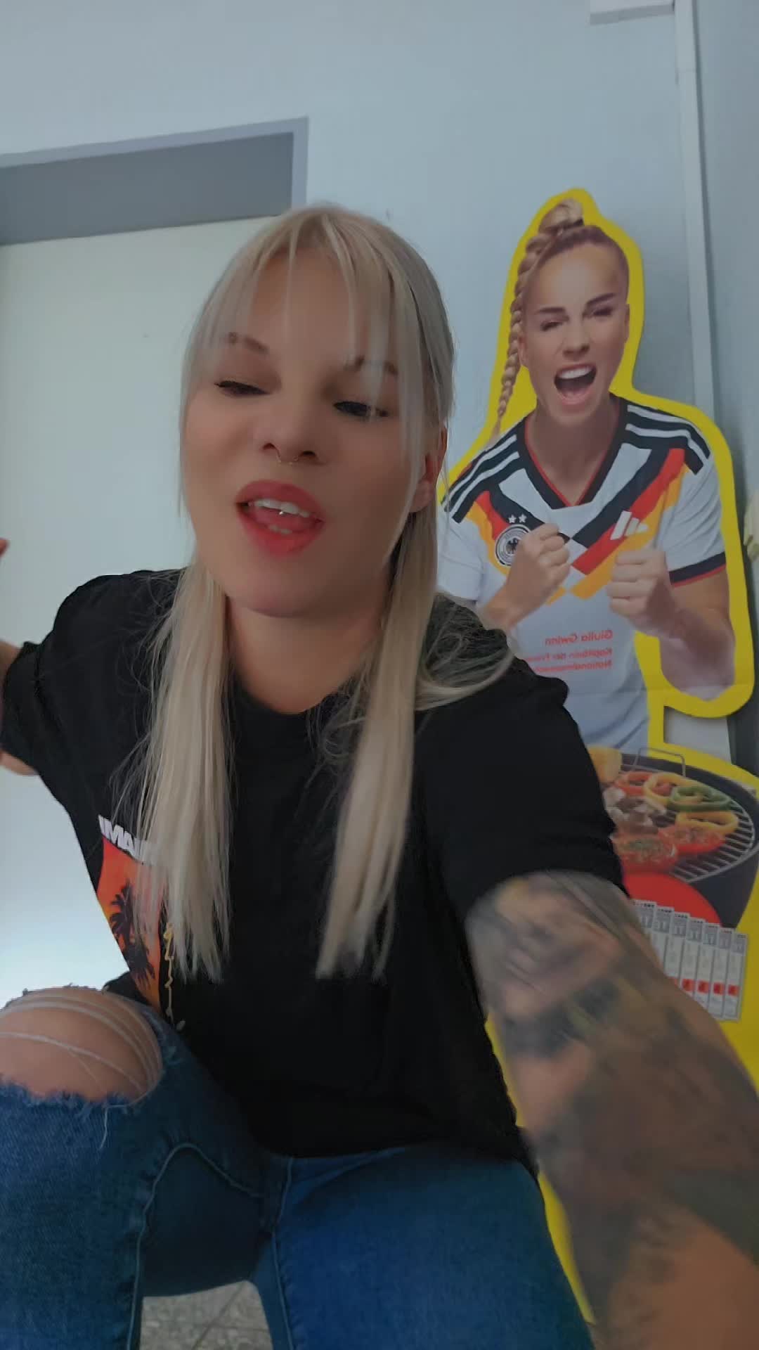 @Maryjane ⚢