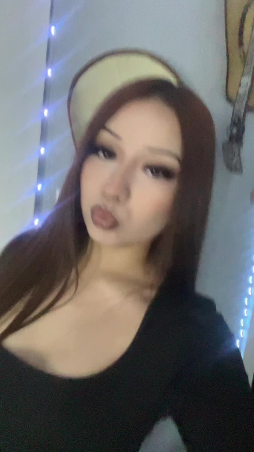 @︎ ︎︎ ︎