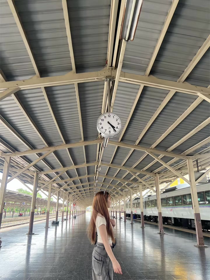 @'ขวัญ เรือน'