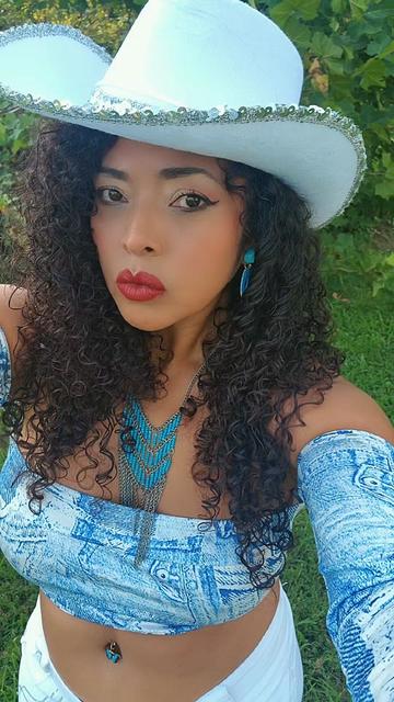 @LUZDELUNA3080