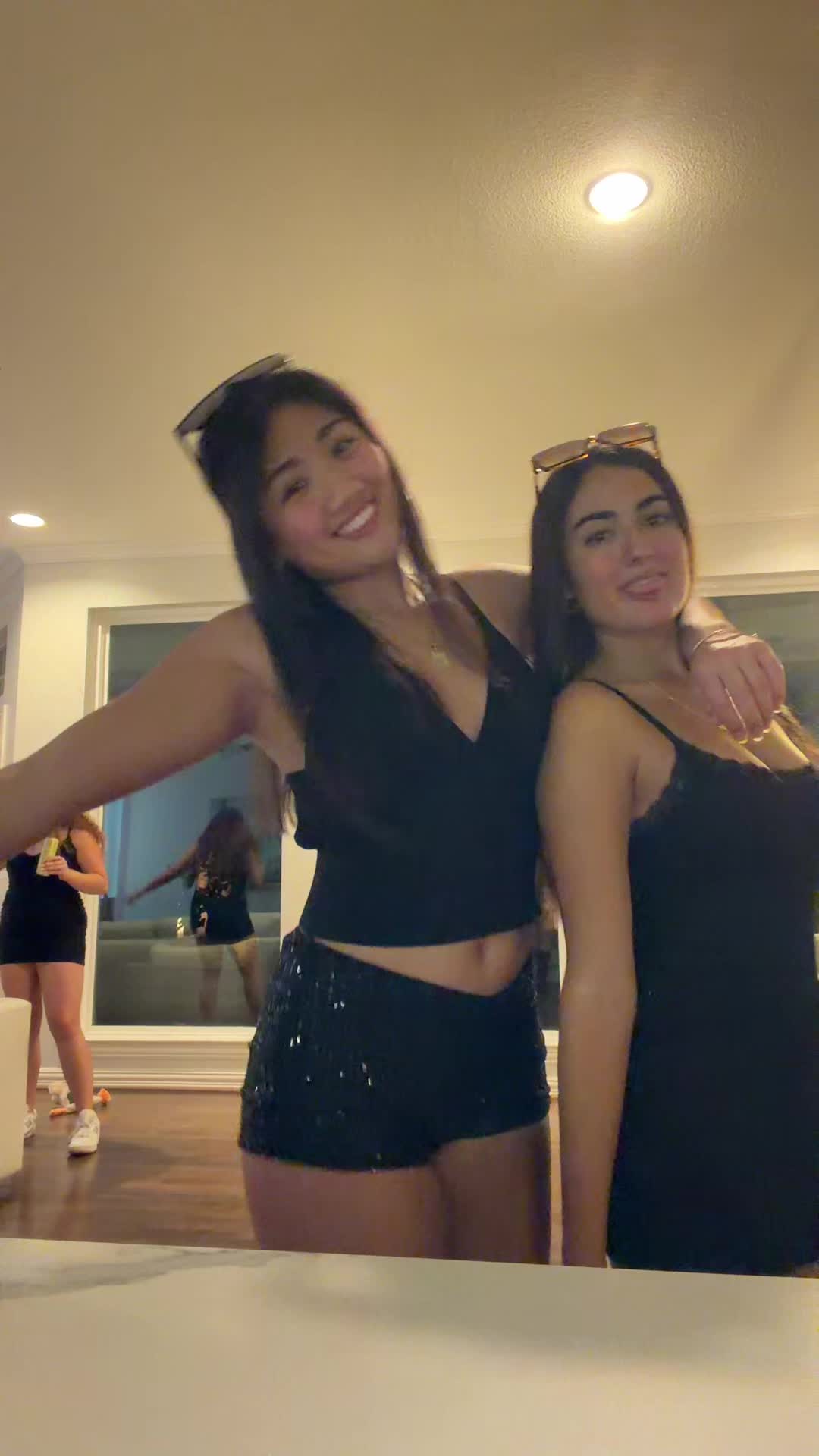 @ariana🤠