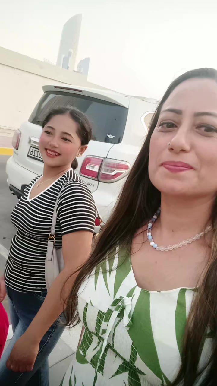 @Salina Khatri