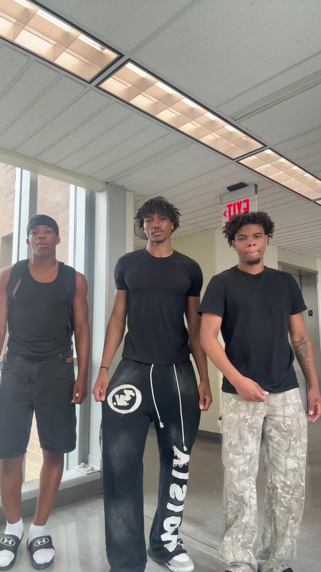 @Dre☣️