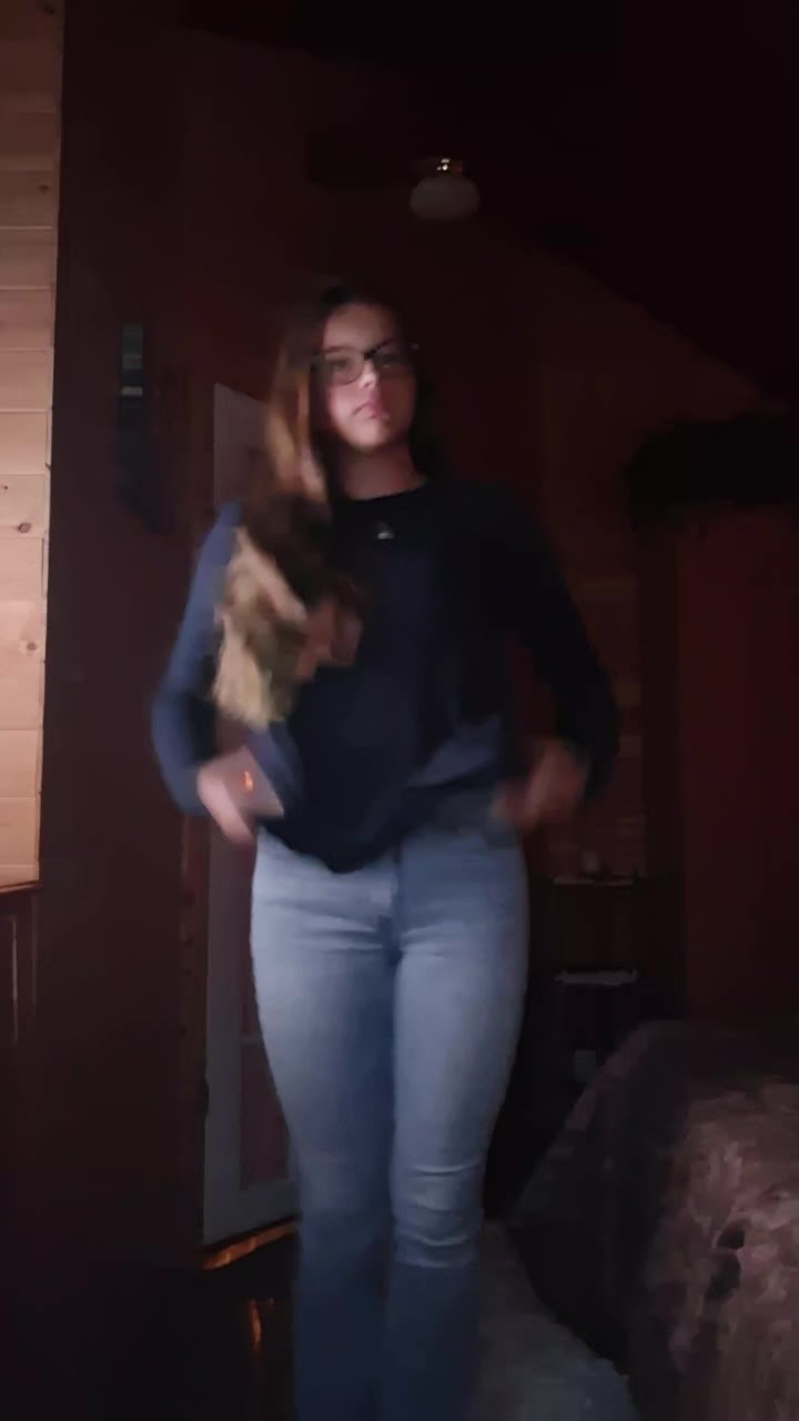 @???