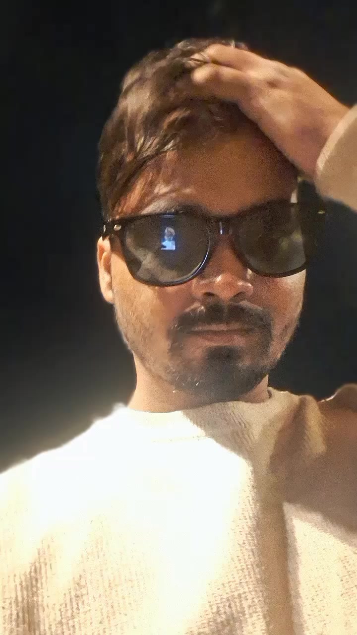 @Aajnabe_hu_mai🖤🖤