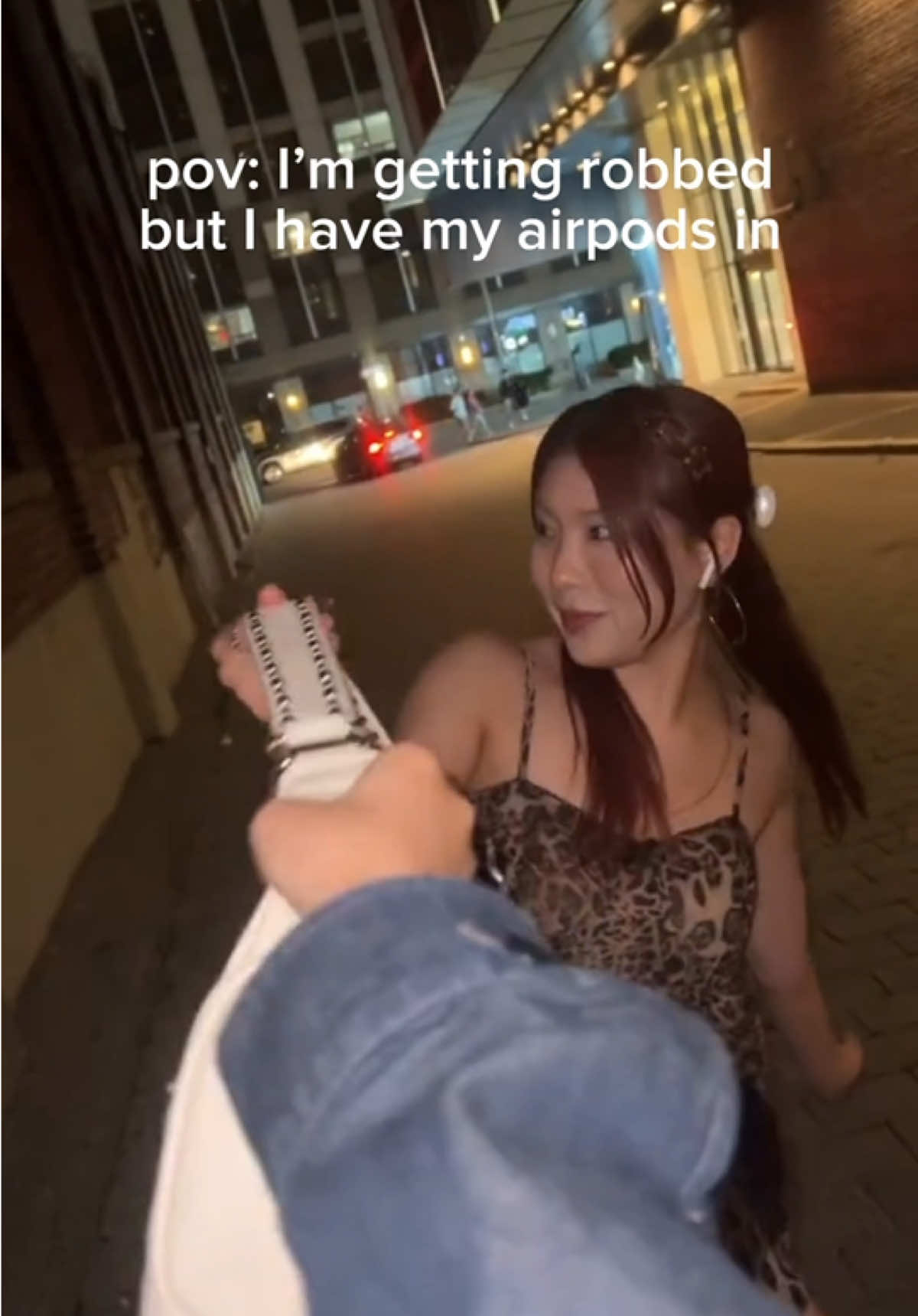 @thevivivibes