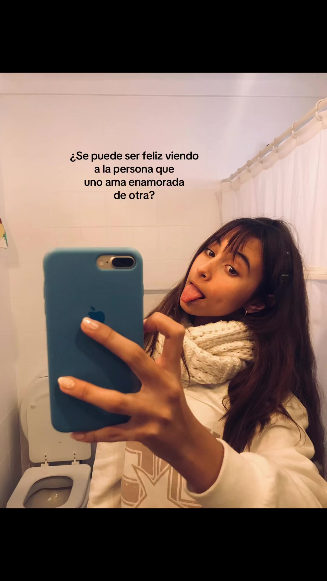 @Ximena González