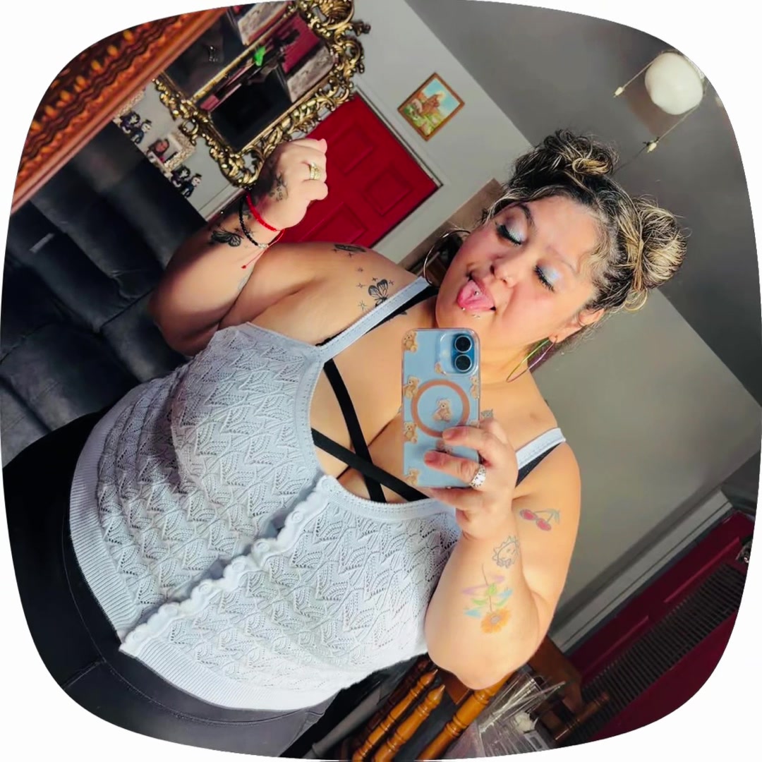 @👑✨♥️Queen_Sarai♥️✨👑
