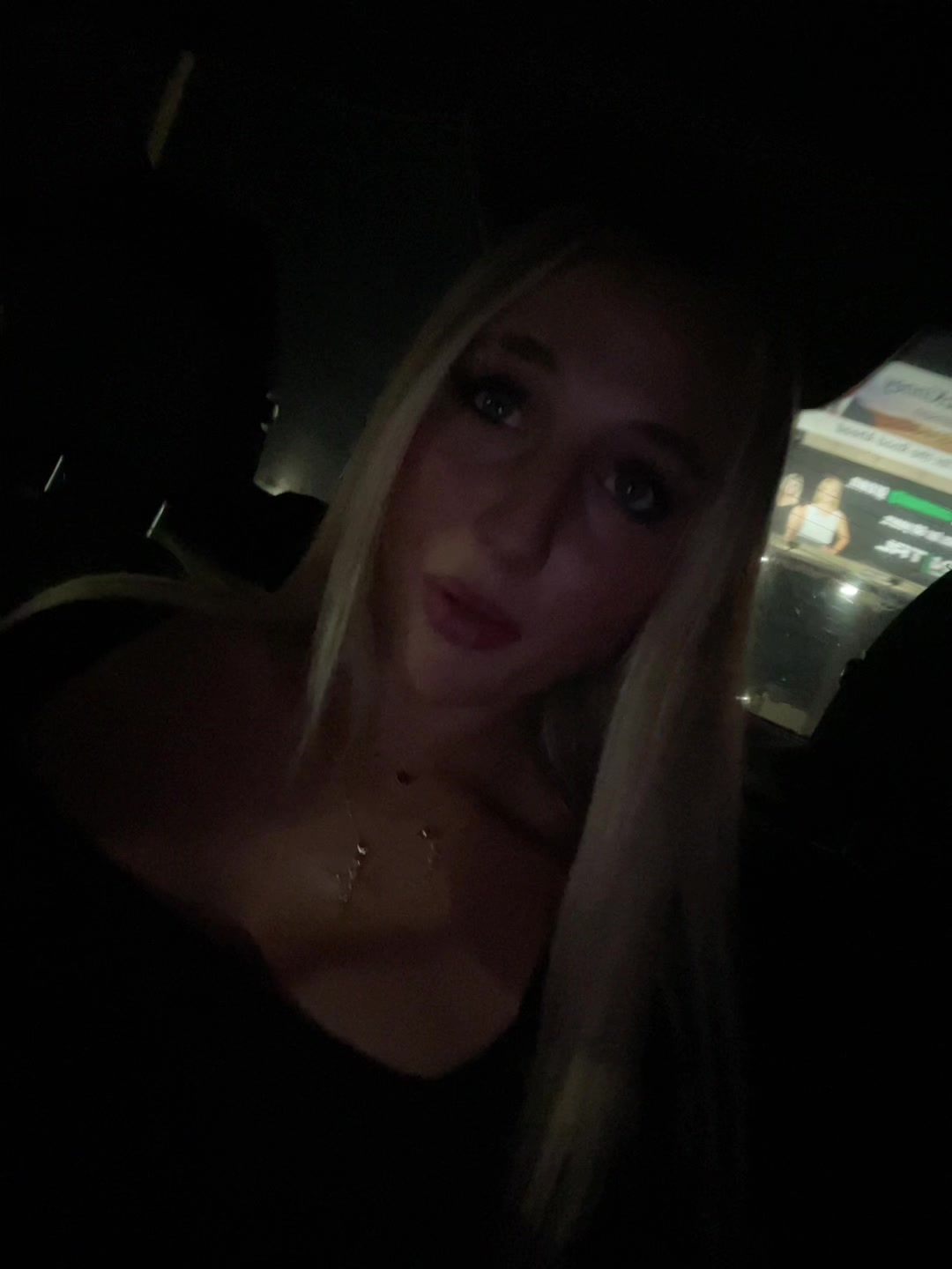 @K Y L I E J O