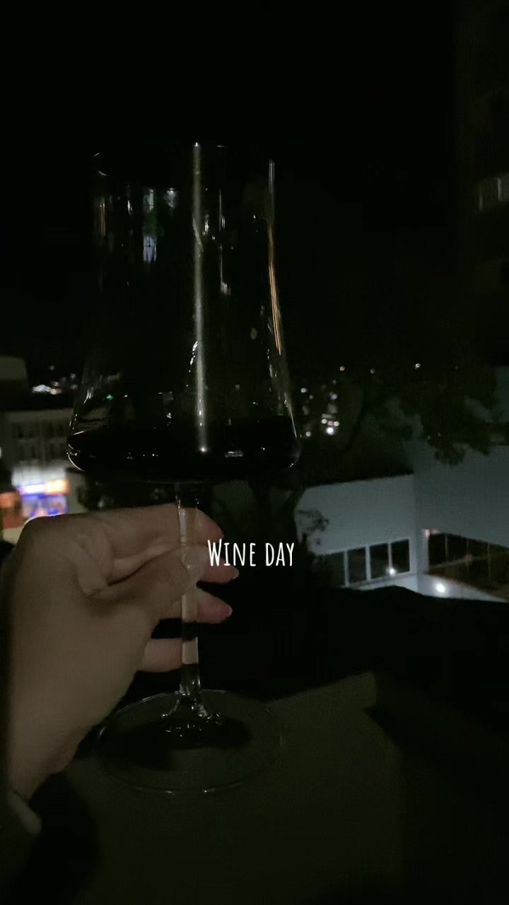 @Cℓ&alpha;udinh&alpha; ♡