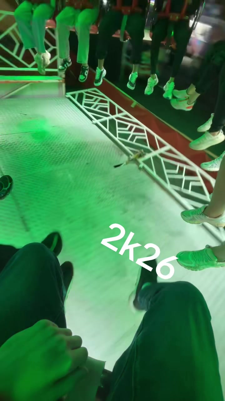 @️🥊💸