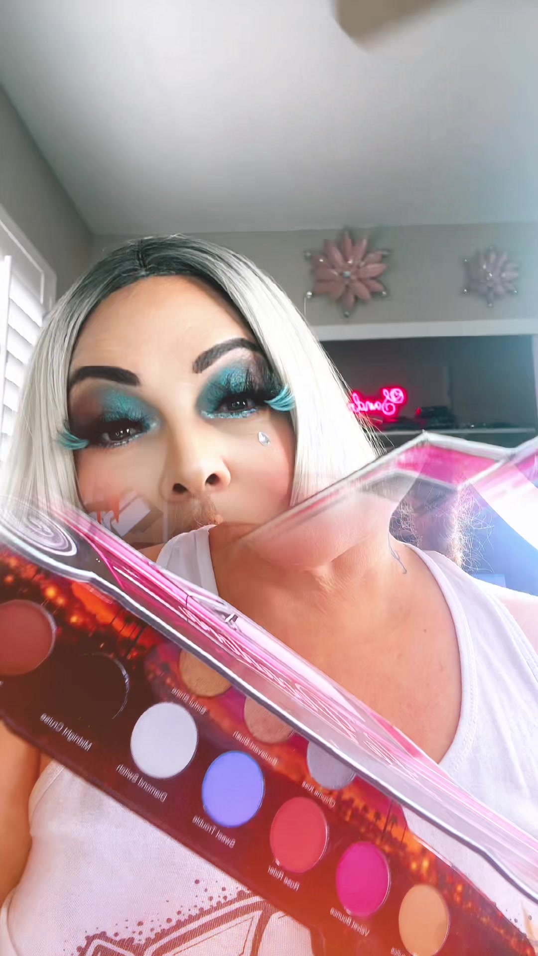 @Road Trip Cosmetics