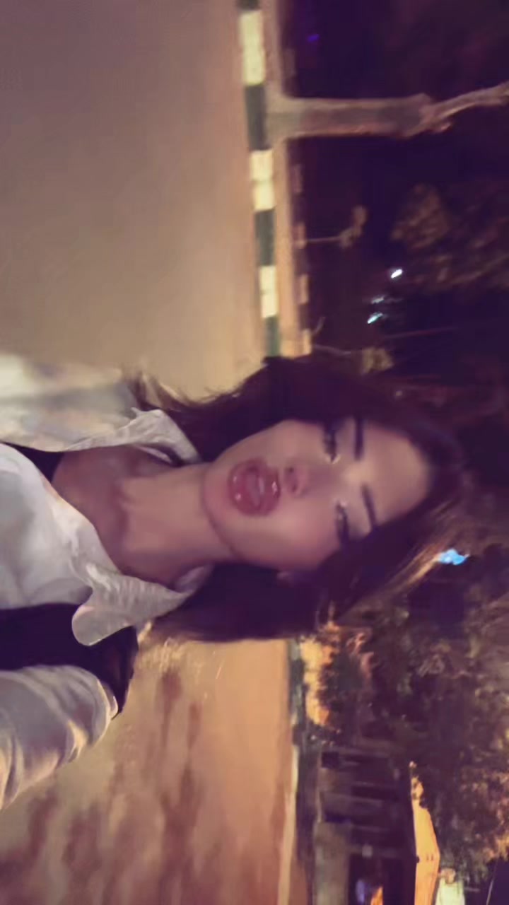 @Lia🥩