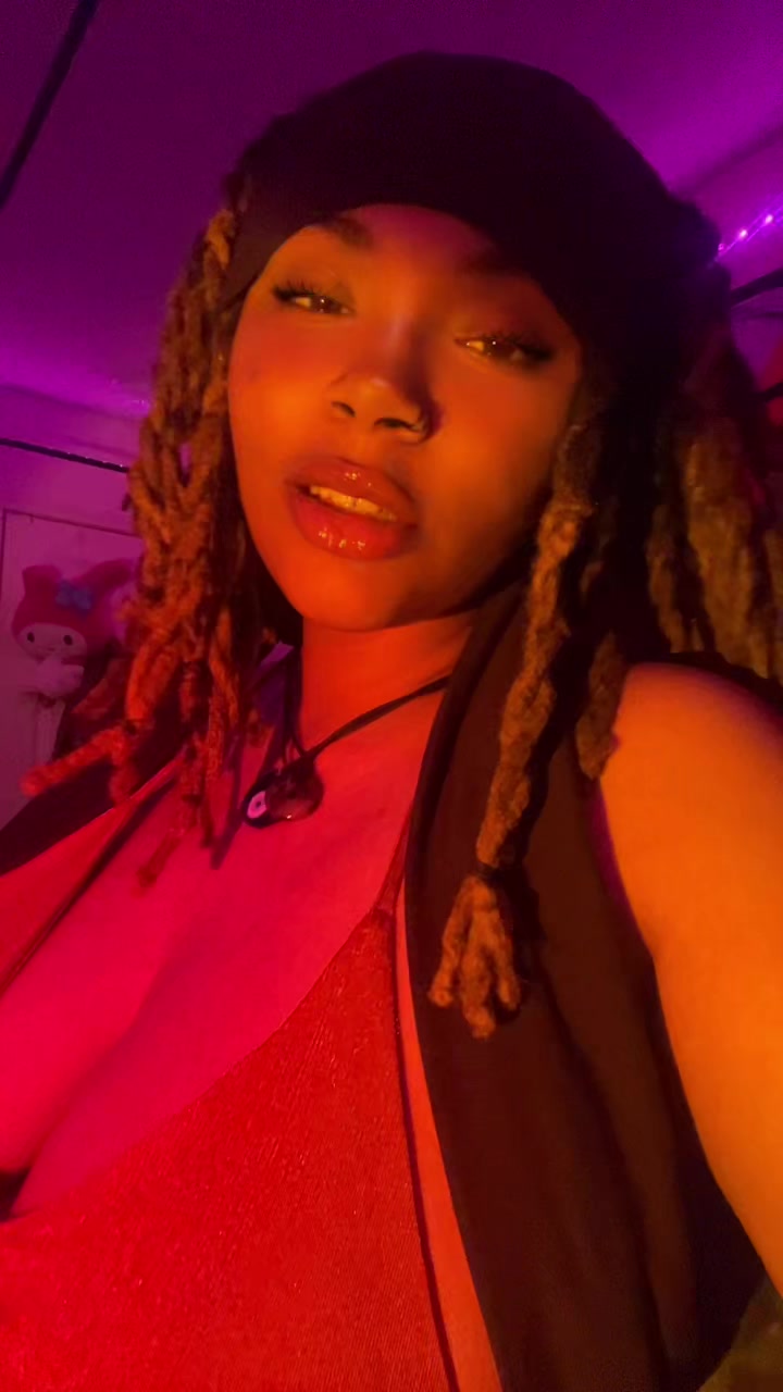 @🧿