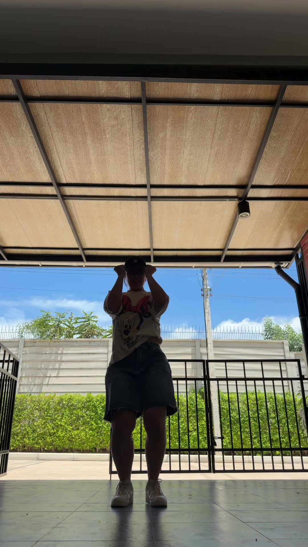 @ยัยแว่นเต้นมันทุกที่เร่อ