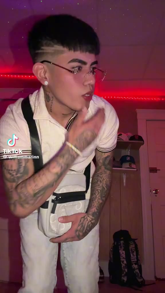 @Jennifer tik tok baila 21
