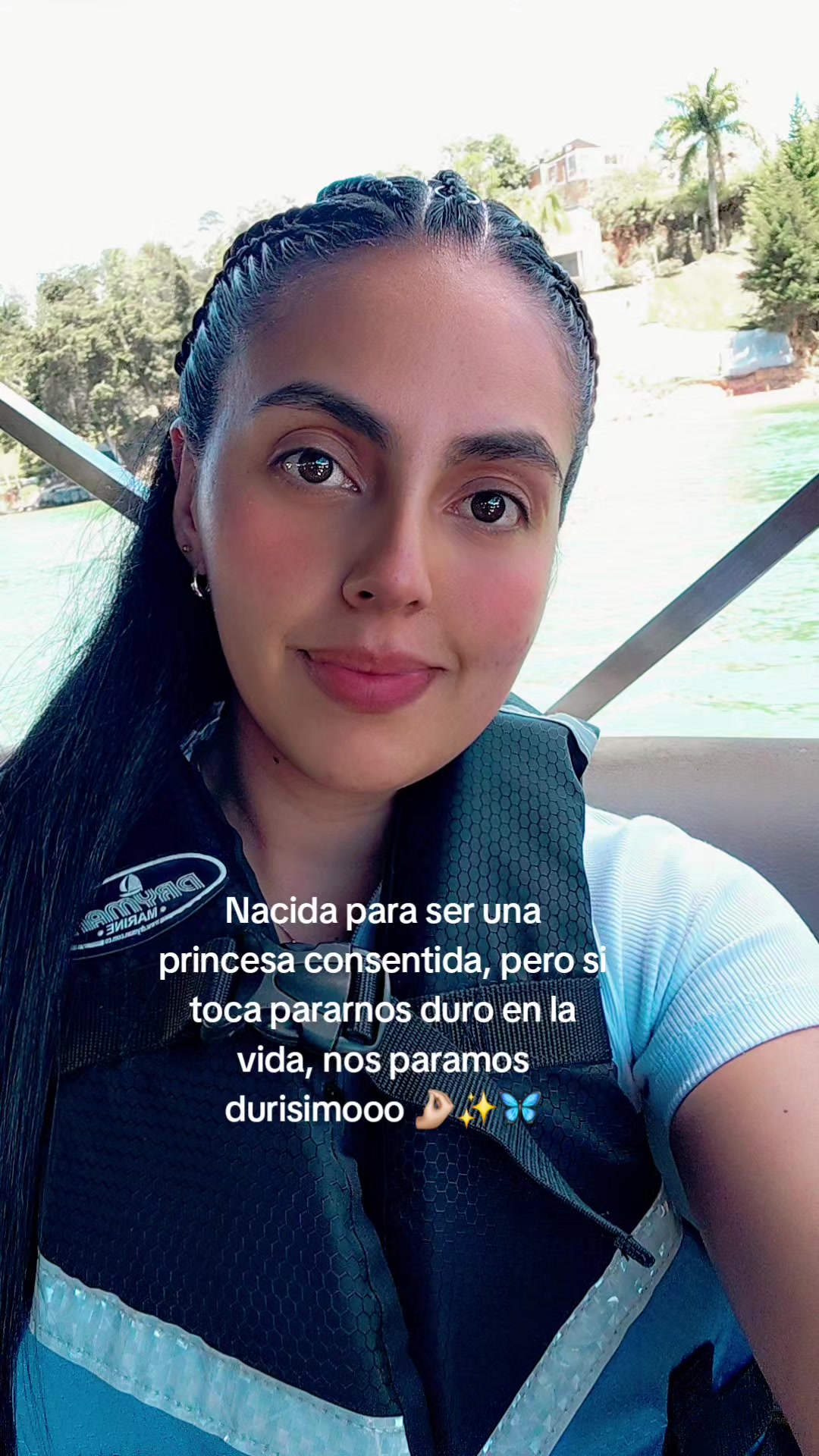 @Laura 🦋
