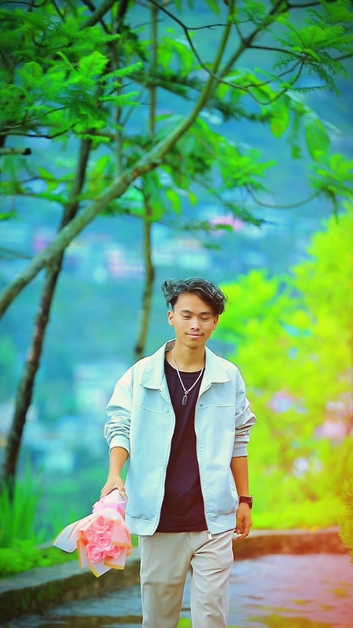 @CHARAN MAGAR 📸
