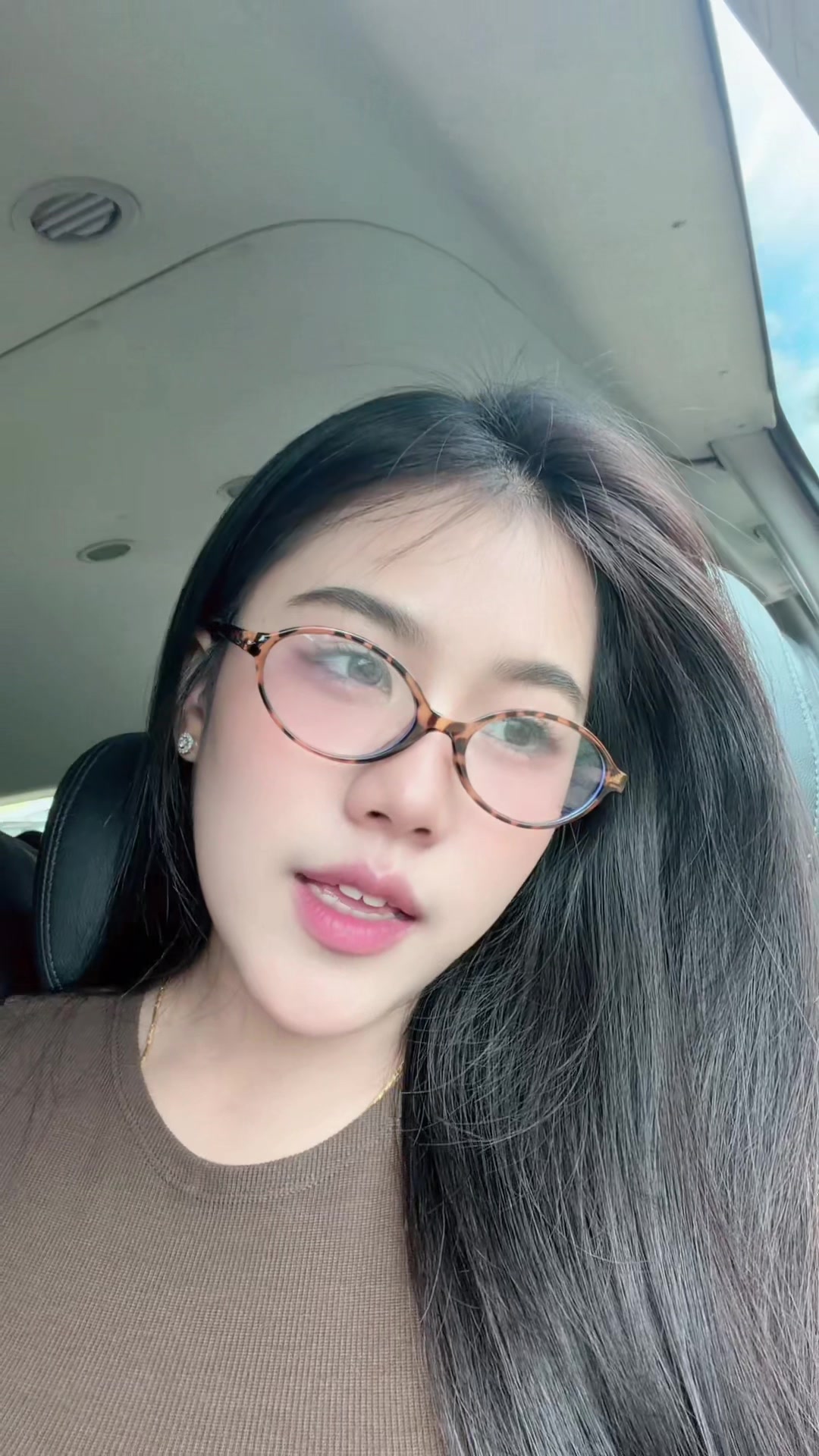 @ลิวบู ลับงุบ🐰✨