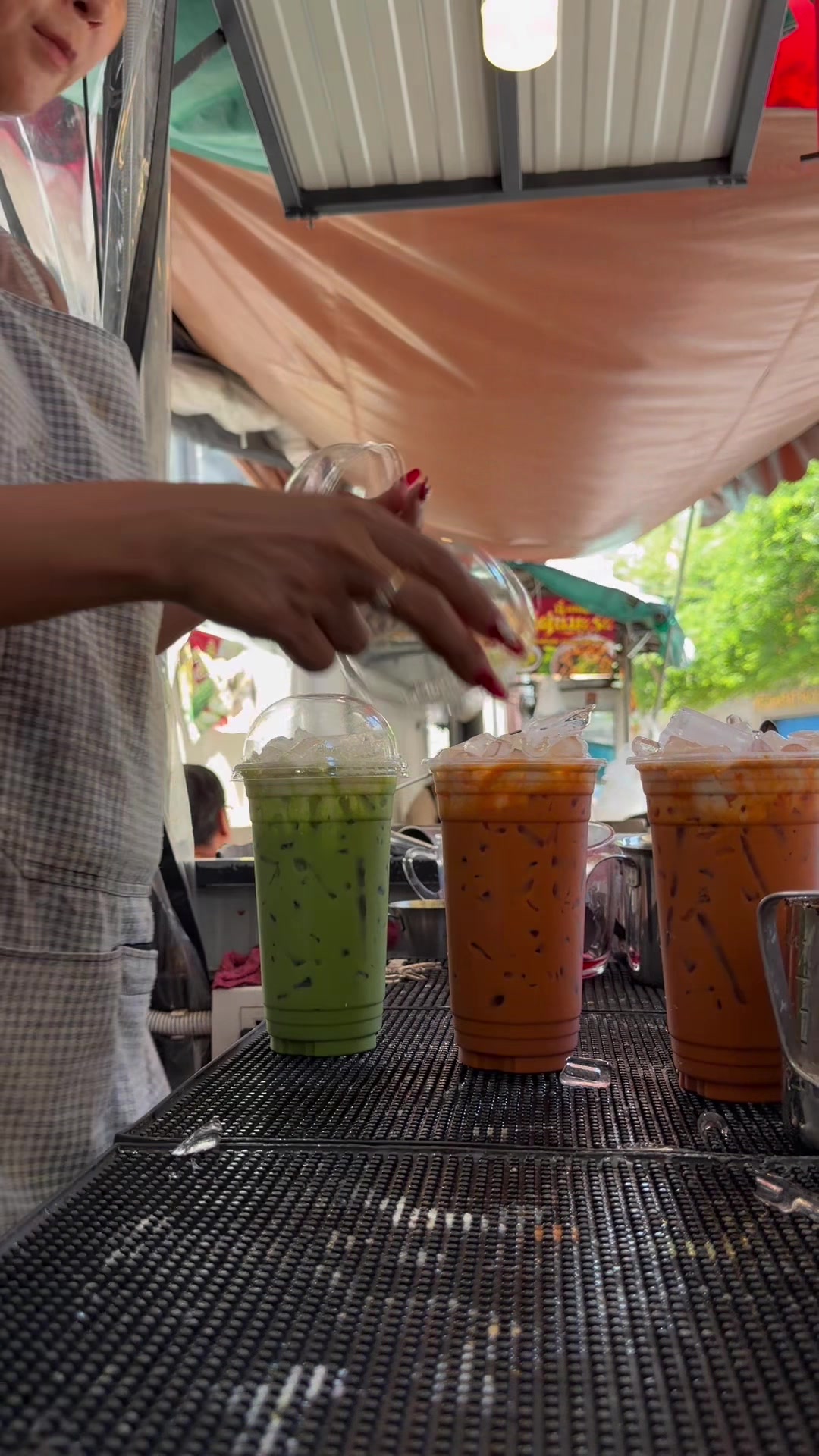 @ร้านนกคนชง
