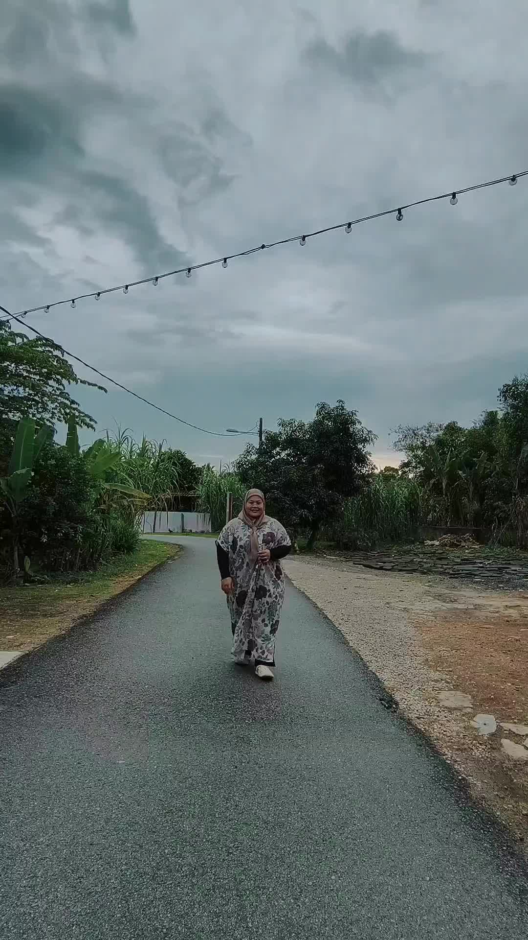 @Dora 🇲🇾 😘