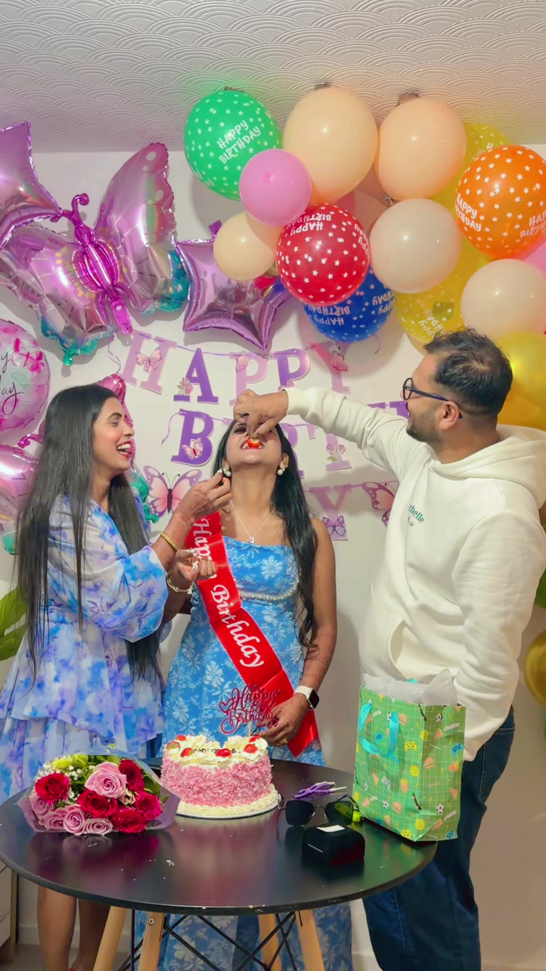 @Radhika❤️Rajesh🧿🇳🇵🇬🇧
