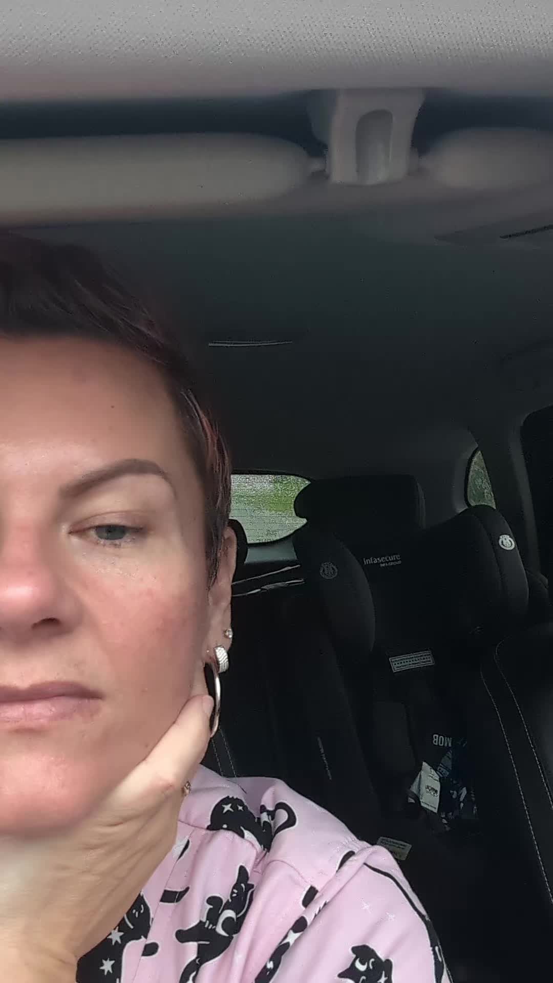 @Danielle 🇦🇺🖤💛❤️
