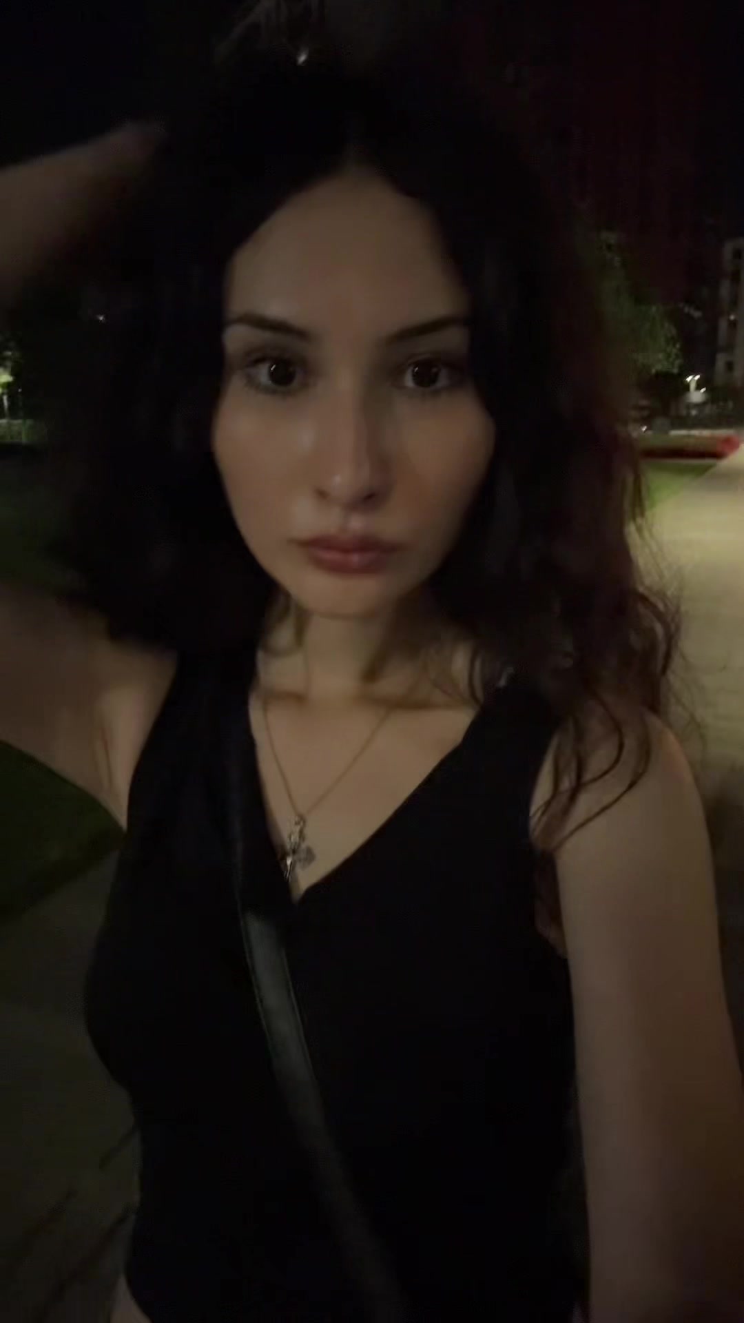 @оттуда