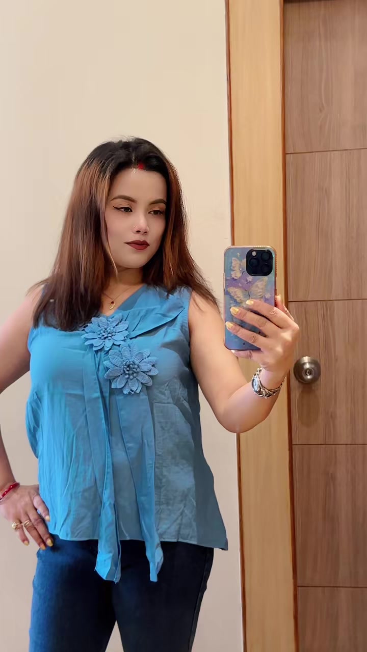 @🦋