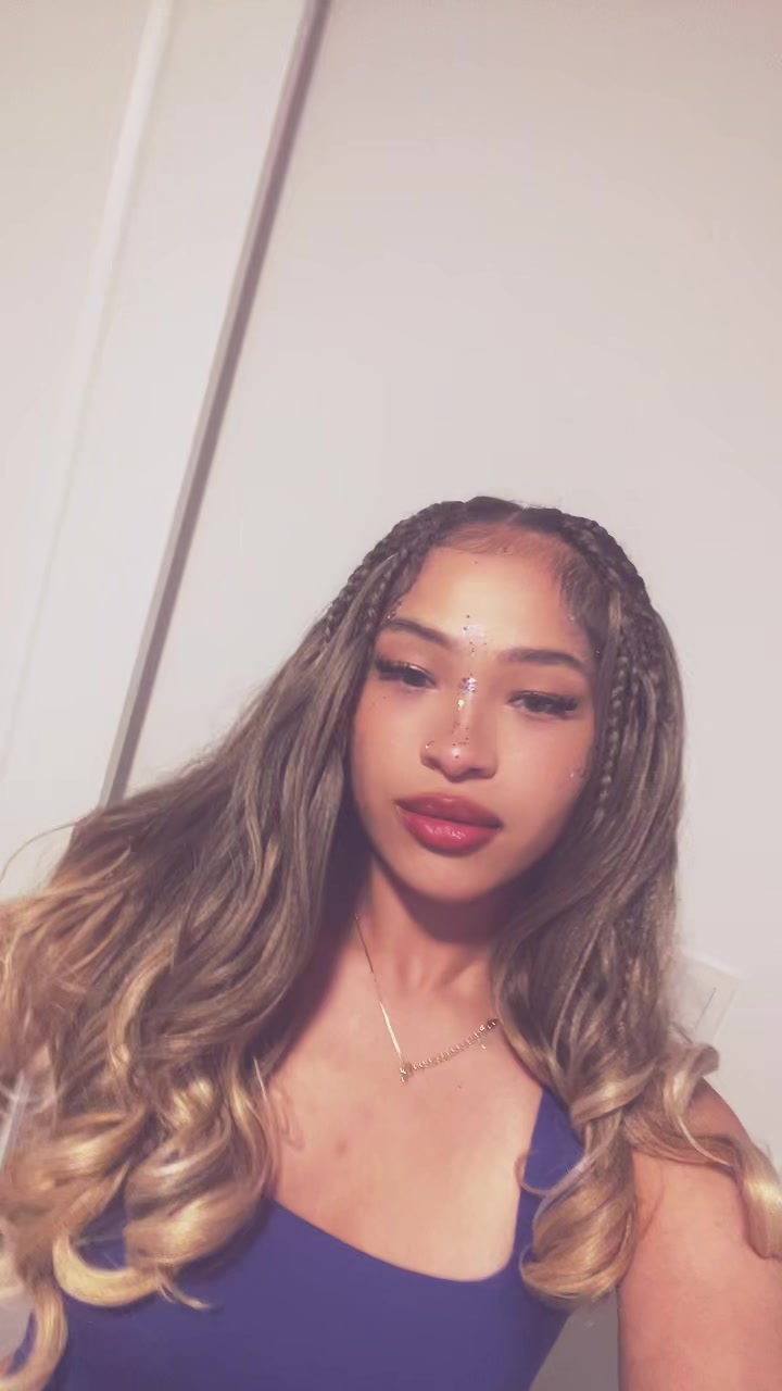 @Ari 🧃