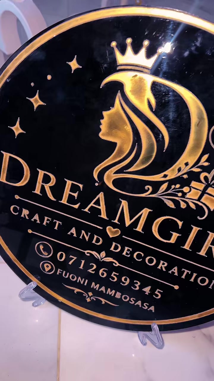 @DreamgirlCraft and decoration
