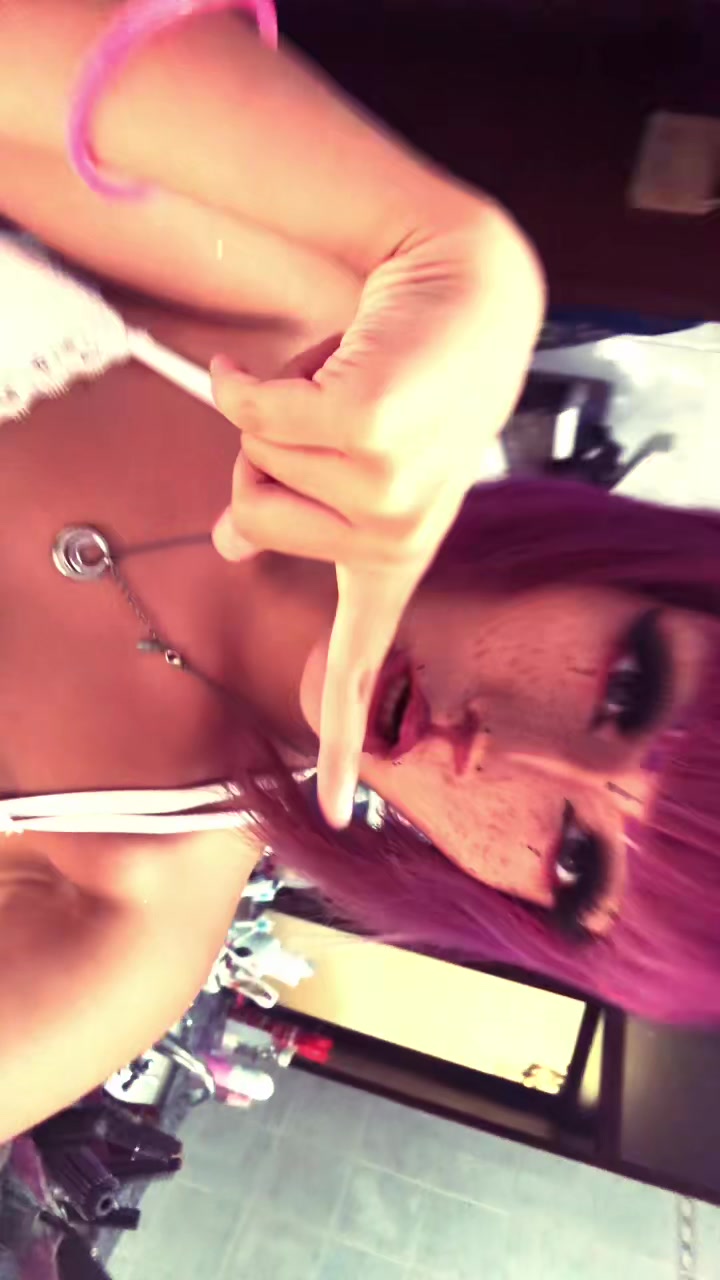 @v4mp1r3e.zz