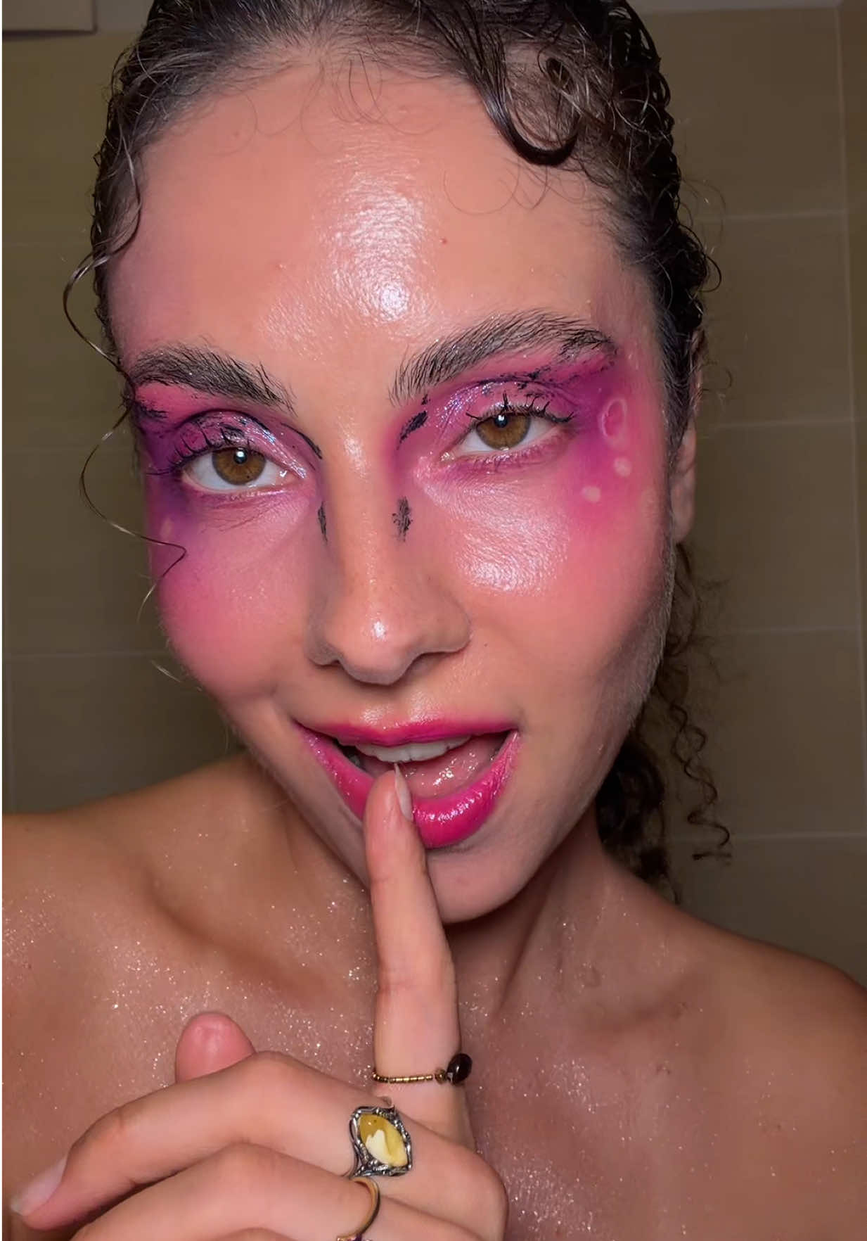 @Honeylilia