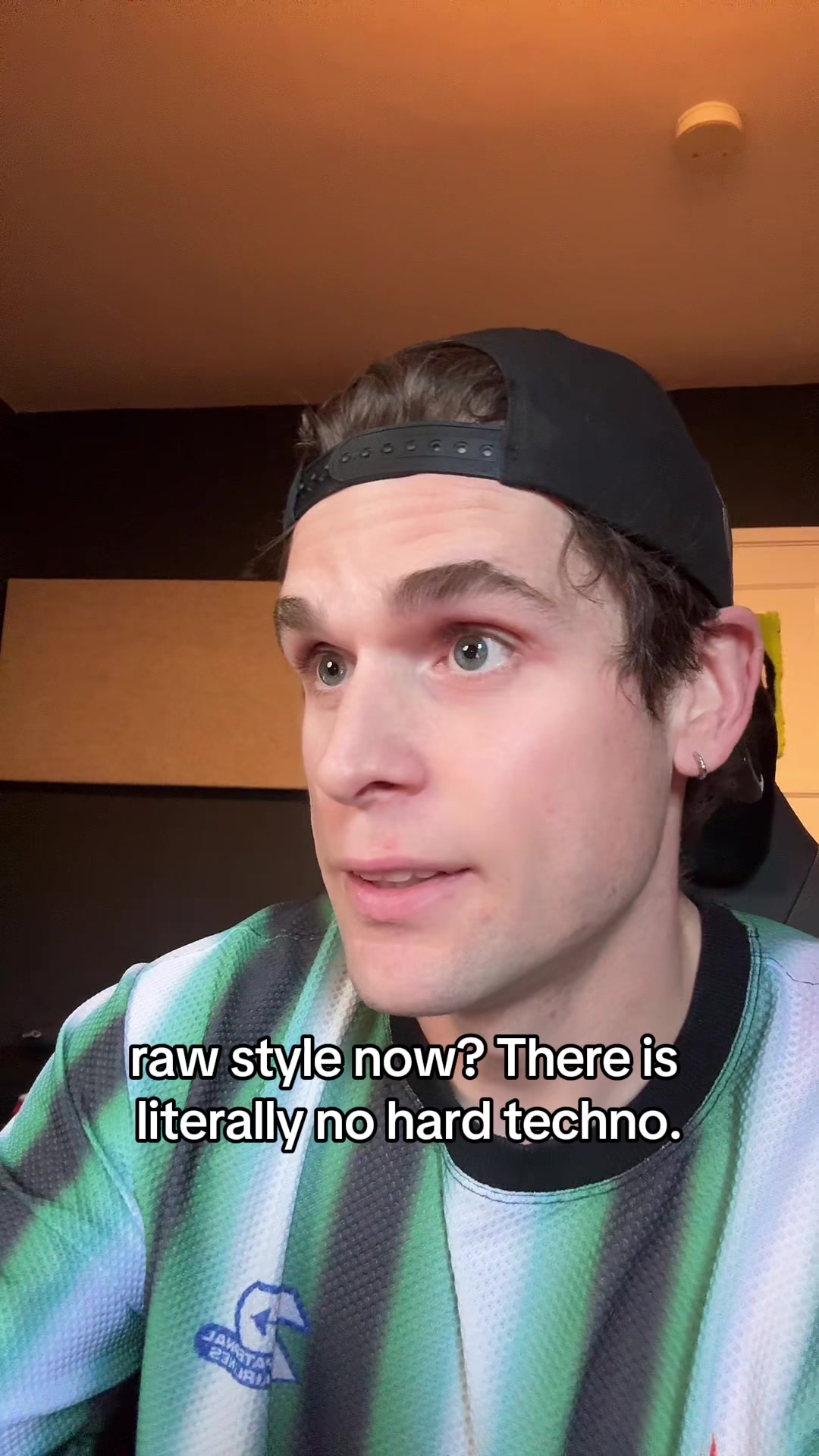 @JSTJR