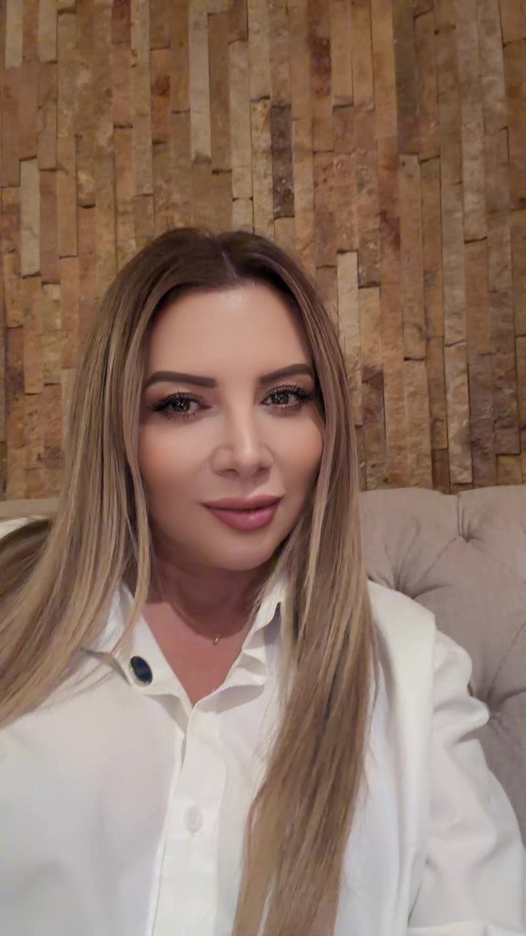 @Anna Karyna