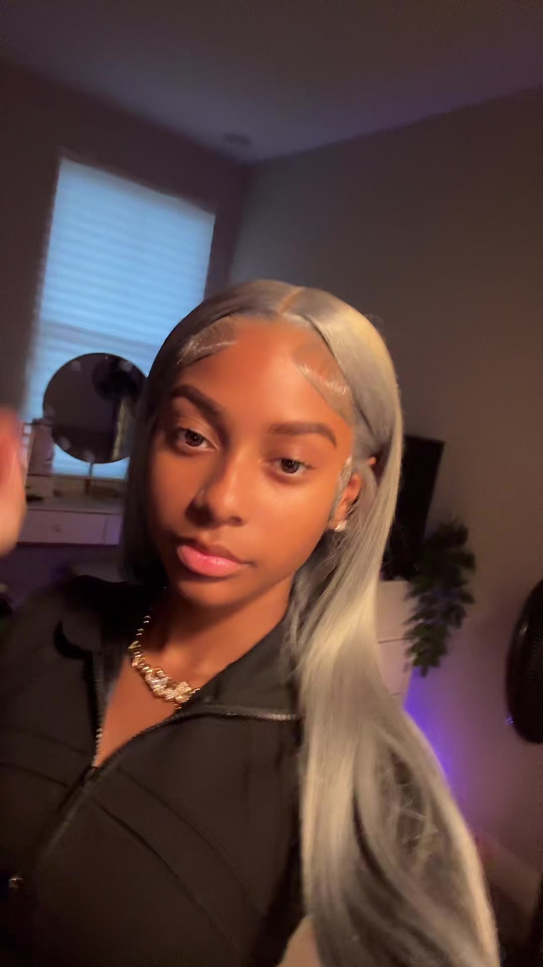 @somesexyliar