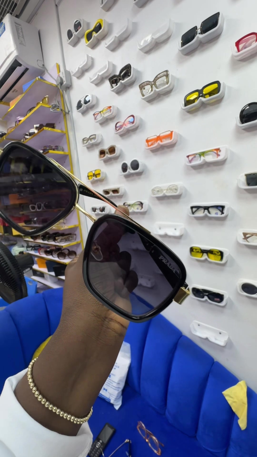 @AKURE SUNGLASS VENDOR 1