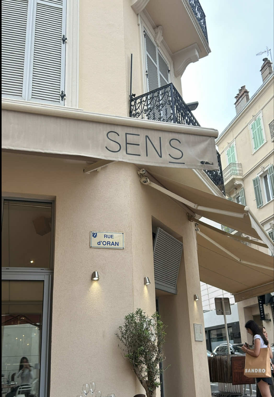 @NINI